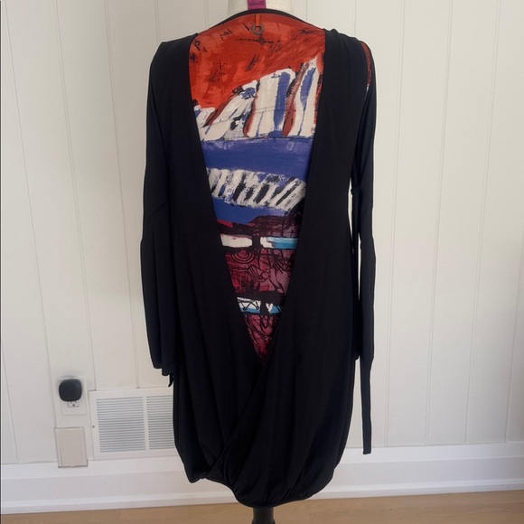 Save The Queen Red and Black Artistic Dress Bubble Hem size M - Picture 2 of 4